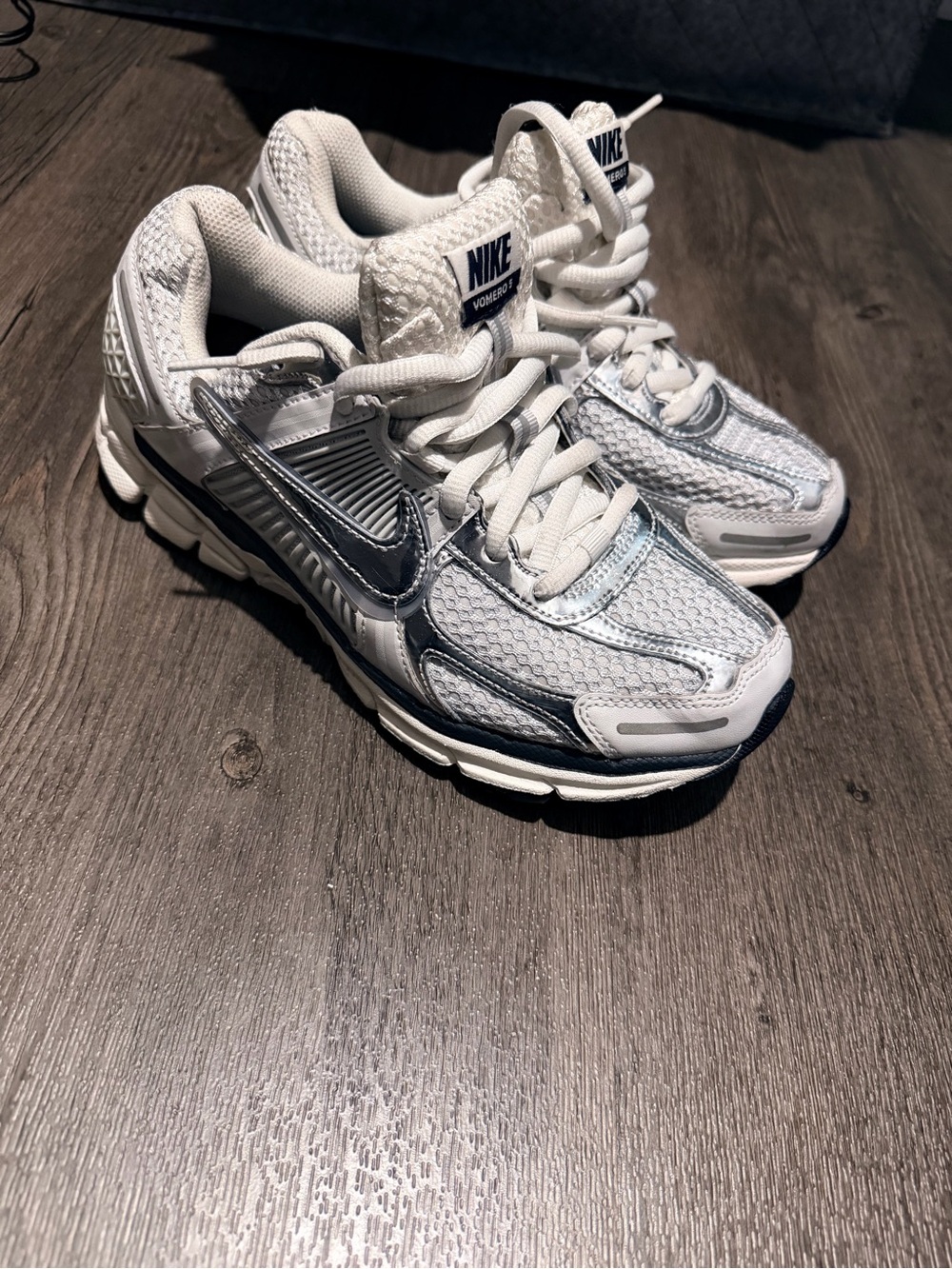 Nike Vomero White and Silver Mesh Trail Running Sneakers